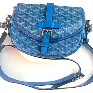 Goyard bag. Crossbody, blue. Great condition! Retails new for $2,900!!!